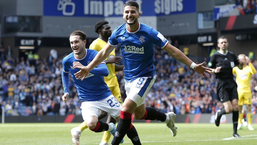  鲍恩快速反击西汉姆联边锋奔袭半场单刀破门定乾坤